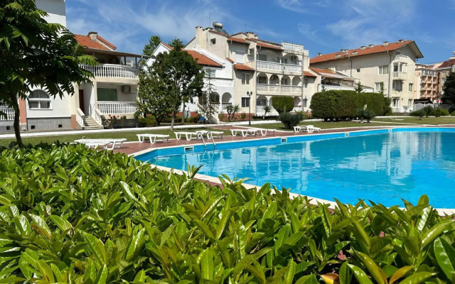 Apartments Bravo 1-Vichevi