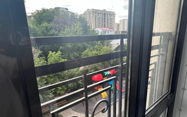 apartments "Harmony" on sydykova st 156а