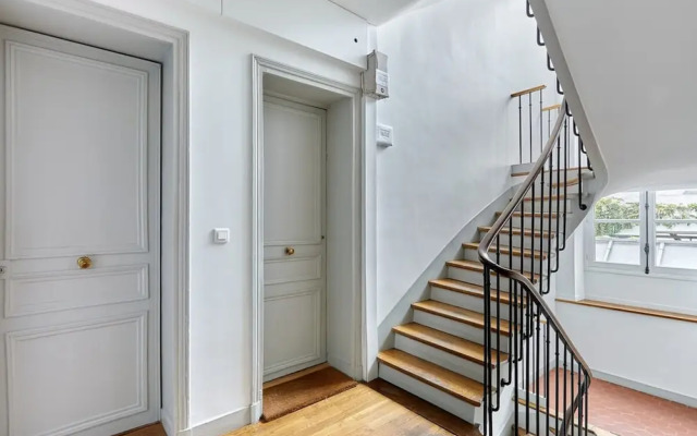 Charming 1 Bedroom Apartment Le Marais