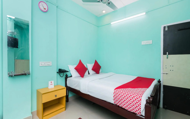 OYO Flagship 10471 Hotel Samrat Palace