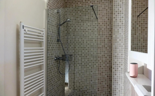 Central Apartments with Parking