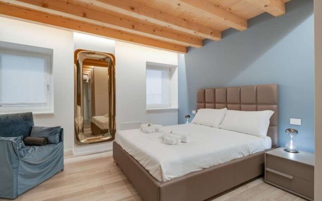 Luxury & Charming Piazzetta San Giorgio Apartments