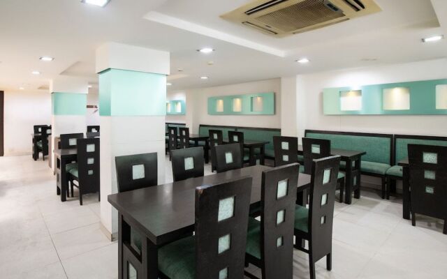 OYO Flagship 42706 Hotel Jal Sagar