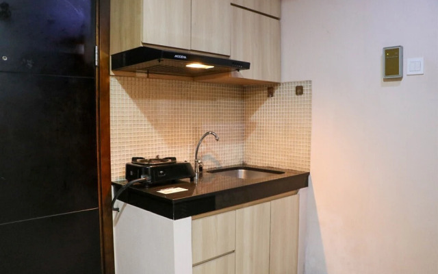 Comfort 1Br At Sky Terrace Apartment