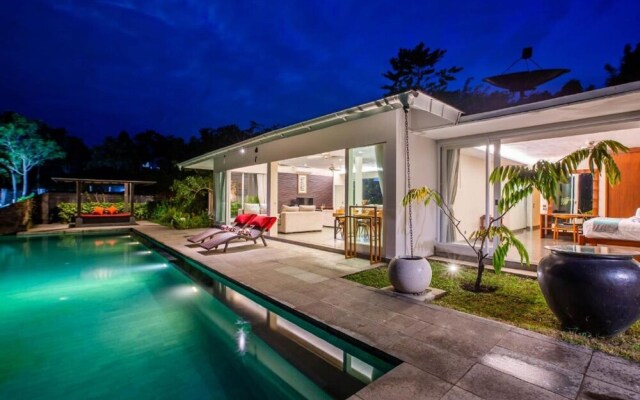 Luxury 3BR Kahuripan Villa