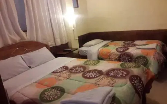 Yuri's Sanbleno II Hostel