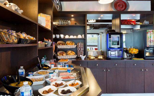 Hotel Kyriad Design ENZO PONT A MOUSSON