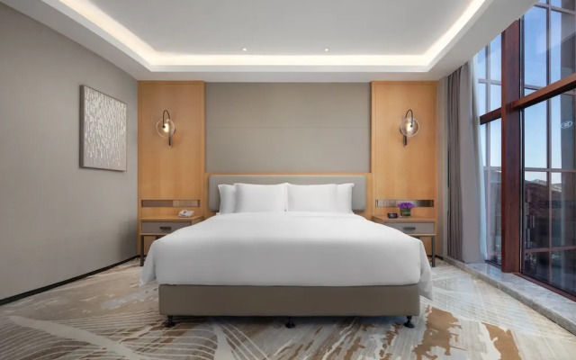 Crowne Plaza Zhoushan Seaview, an IHG Hotel