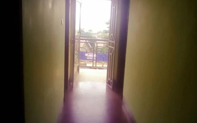 Zluxy Apartments  & Hotel