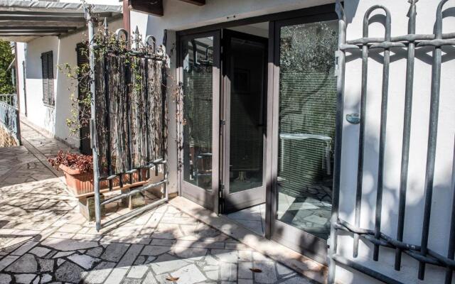 N08 - Numana, comodo trilocale con terrazzo