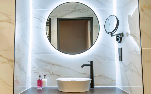 Tynecastle Park Hotel