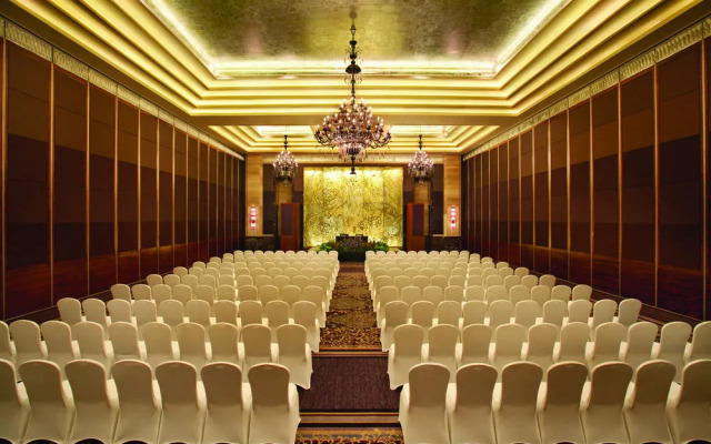 Kempinski Residence