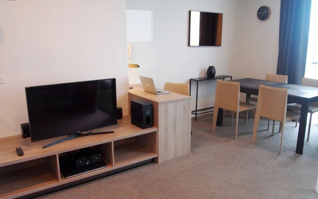 South brisbane botanica 1610(i)