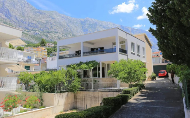 Studio Baska Voda 6773c