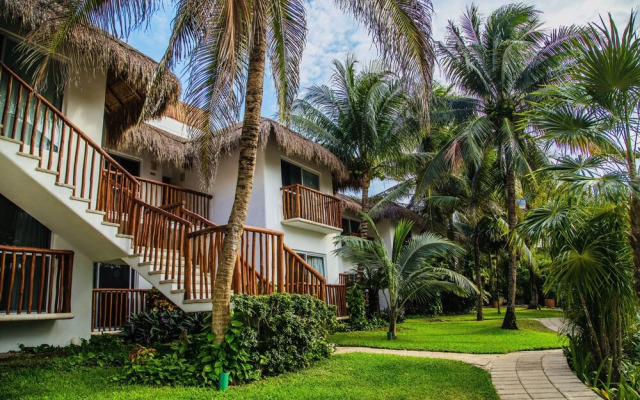 Las Villas Akumal  2B-19 by SkyRun
