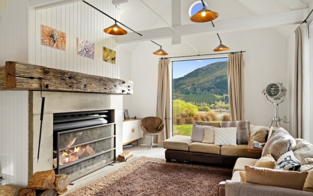 Tuckers Beach Hideaway