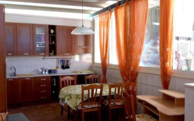 Holiday Home Via F. Indirli