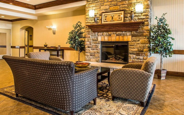 Comfort Suites Oshkosh West