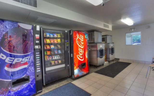 Motel 6 Troutdale, OR - Portland East