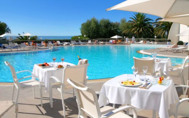 Hôtel Thalasso & Spa Les Corallines