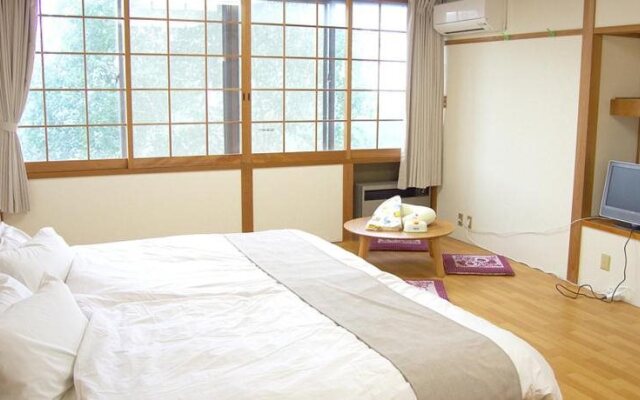 Lodge Fujinashi