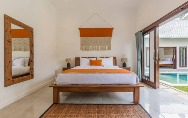 Oberoi new 4 bedr villa 5min walk from eat street&Beach – Guest Rooms – Kuta