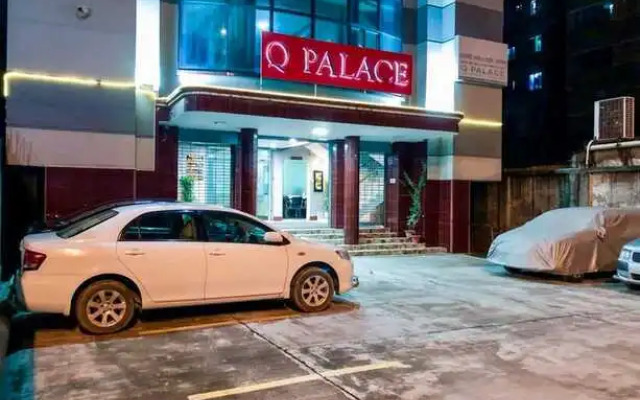 Q Palace