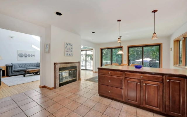 Meadowood Manor by Rove Travel 6 BR Sag Harbor