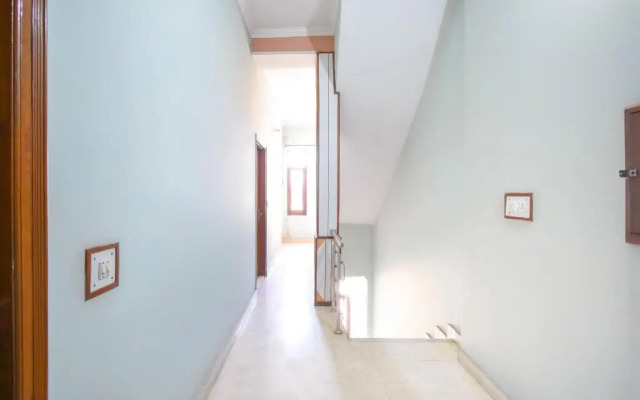 11 Inn by OYO Rooms