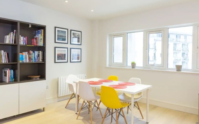 Modern 2 Bedroom Apartment on Bermondsey Street