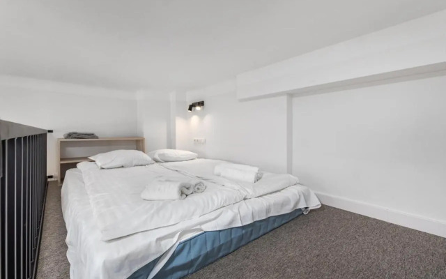 Swietokrzyska 16 (E-G) by Homeprime