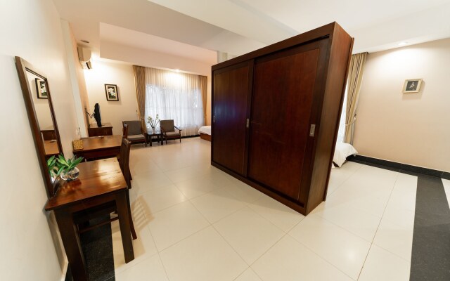 Skyline Boutique Hotel