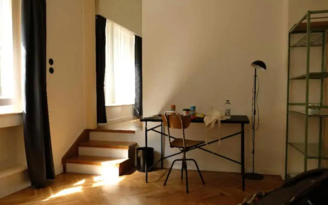 House in House at the Heart of Exarchia, extremely central