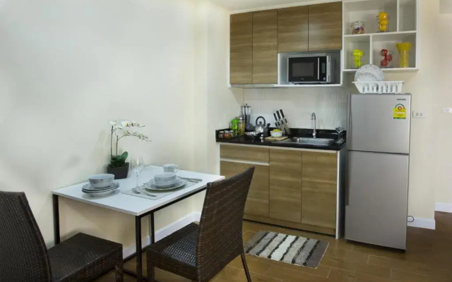 BBG Seaside Luxurious Service Apartment