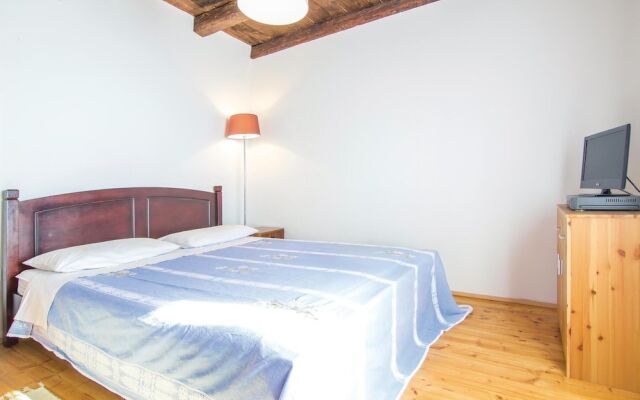 Nice Home in Porec With 2 Bedrooms, Internet and Outdoor Swimming Pool