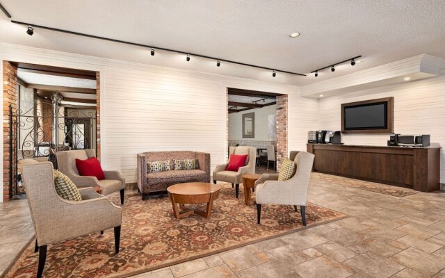 Ramada by Wyndham Cornwall