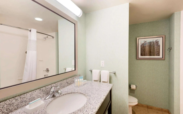 Hampton Inn & Suites Wilmington Christiana