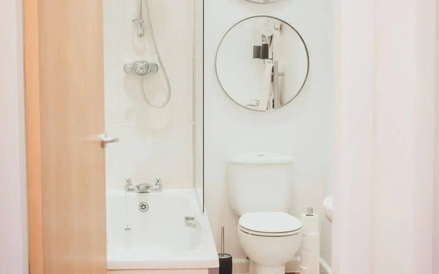 The Penthouse - Simple2let Serviced Apartments