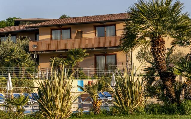 Apartment in Manerba with barbecue