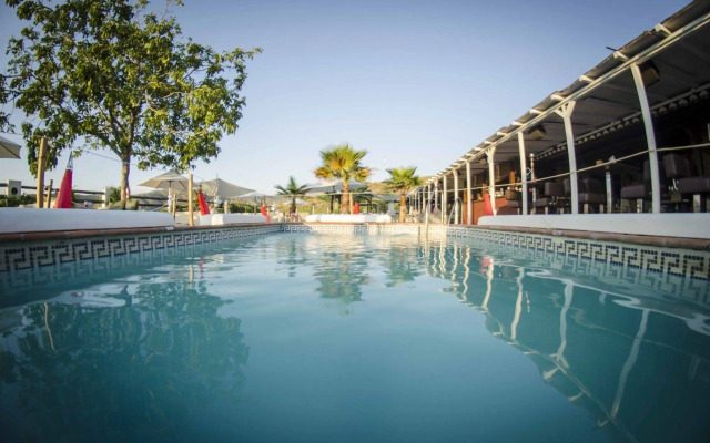 Fuente del Lobo Glamping  Bungalows - Adults Only