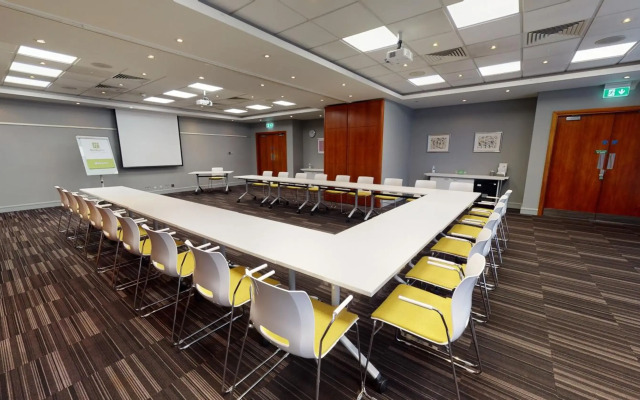 Holiday Inn Milton Keynes - Central by IHG