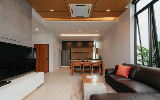 H2 Pool villa