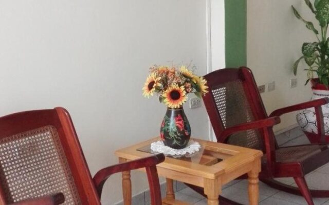Hostal El Colibrí