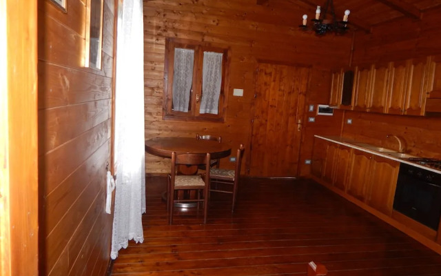 Bungalow With Garden in the Countryside of Rome