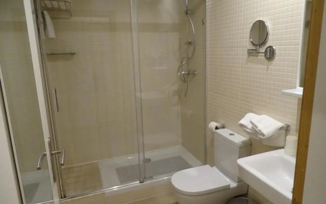 The Hotel 592