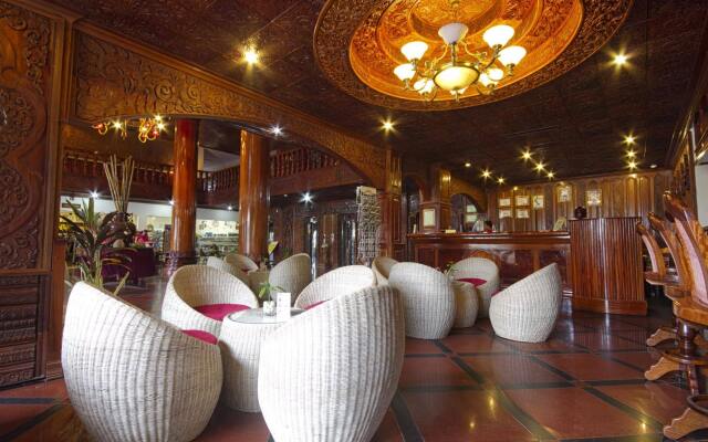 Majestic Oriental Hotel