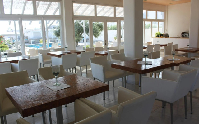 Syros Holidays