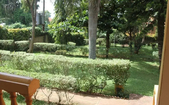 Serene Guesthouse, Entebbe