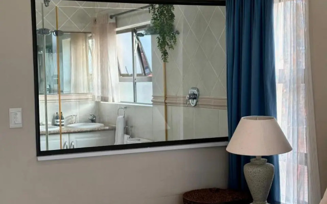 Trevi Sea-view Apartment