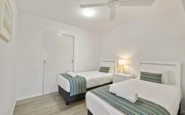 Lennox Beach Resort